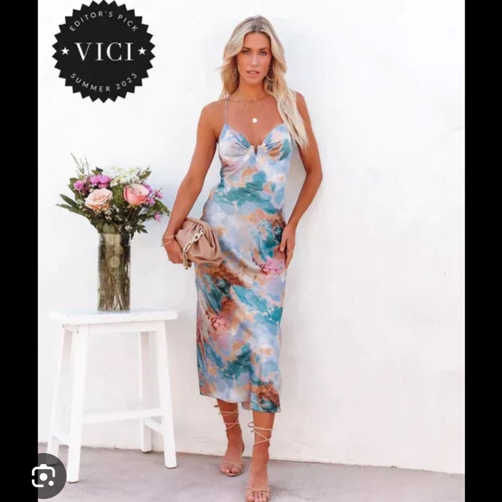 VICI Cosmo Marble Satin Slip Midi